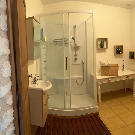 Manoir De Manapany Angliers (Vienne)