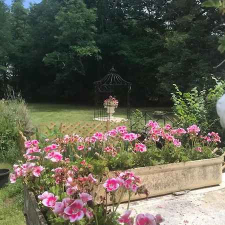 Oda ve Kahvaltı Manoir De Manapany Angliers (Vienne)